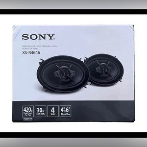 SONY
4WAY SPEAKER / HAUT-PARLEURS 4 VOIES
ALTAVOZ DE 4 VÍAS
XS-R4646